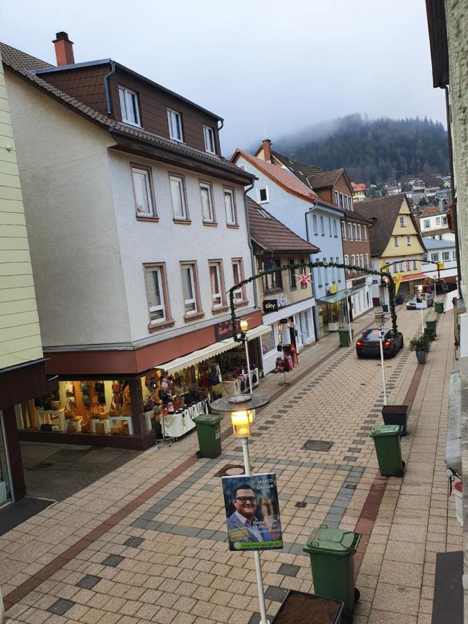 Ferienwohnung Nina Direkt In Zentrum Bad Wildbad Extérieur photo